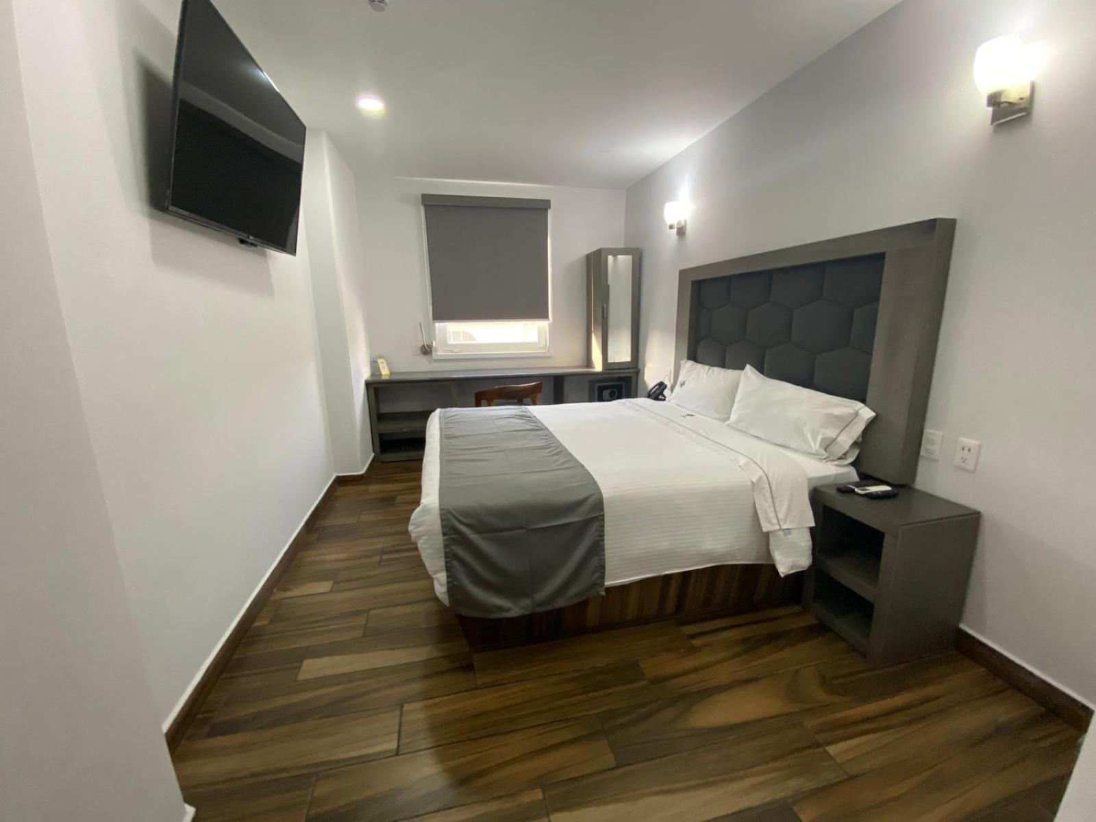 Hotel Bugari Aeropuerto Guadalajara Las Pintas Екстер'єр фото