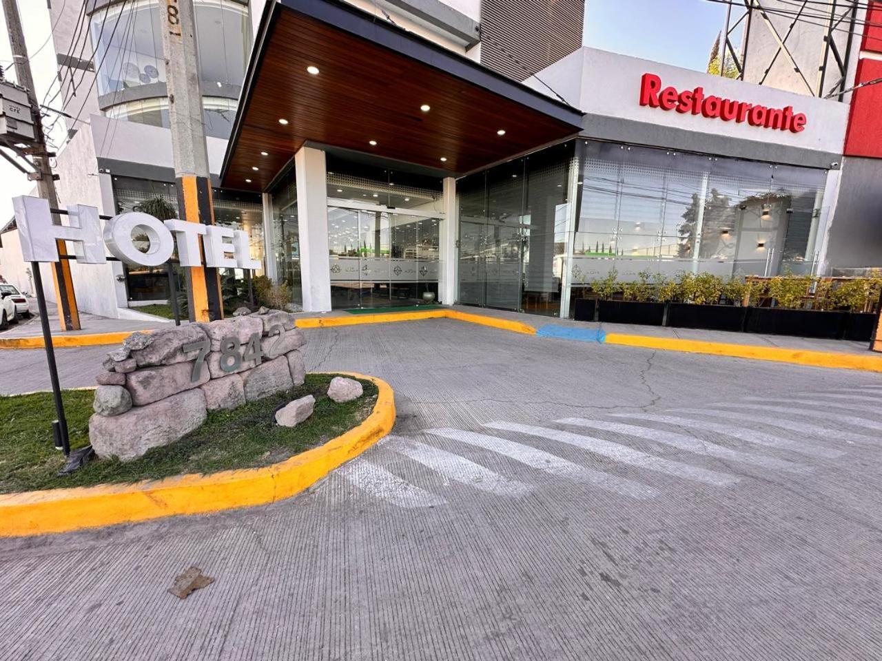 Hotel Bugari Aeropuerto Guadalajara Las Pintas Екстер'єр фото